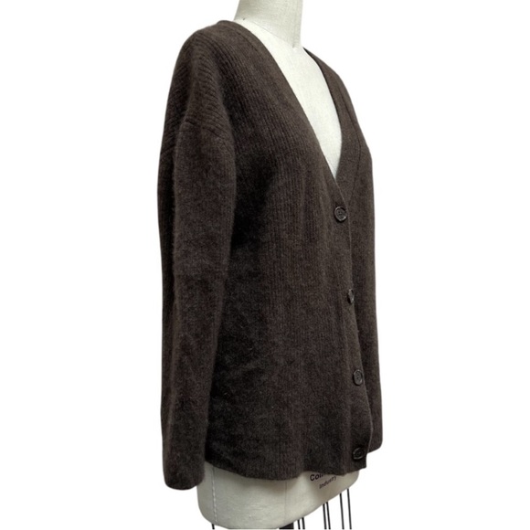 Quince Mongolian Oversized Cashmere Button Cardigan Size M - Picture 3 of 7